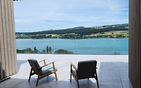 Lakeview Guest Rooms With Huge Rooftop Terrace